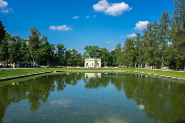 Bathhouse pavilion in Catherine park