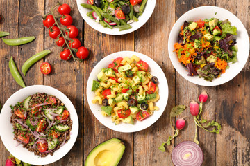 vegetable salad with avocado, tomato, lettuce