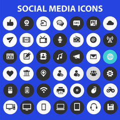 Trendy flat design big social media icons set