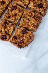 Flapjack vegan with cranberry, apricot and date