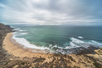 Fototapeta na wymiar Coast of the Atlantic Ocean in Portugal.