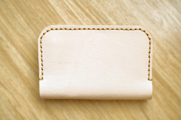 Leather card wallet craftsmanship