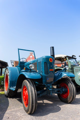 alter Traktor