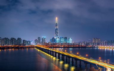 Fototapeta na wymiar Night cityscape at seoul city south Korea 