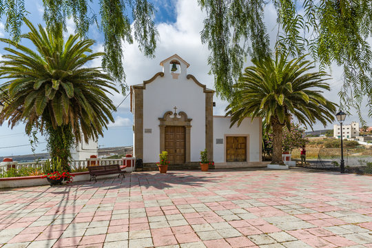 Church with crypt of old Arico cross