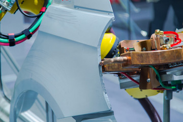 Automotive welding process assembly by spot welding robot