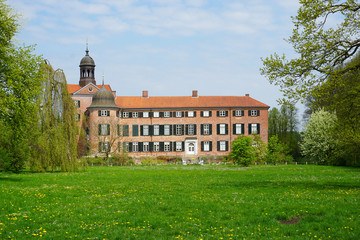 Fototapeta na wymiar Eutiner Schloss in Ostholstein Schleswig-Holstein
