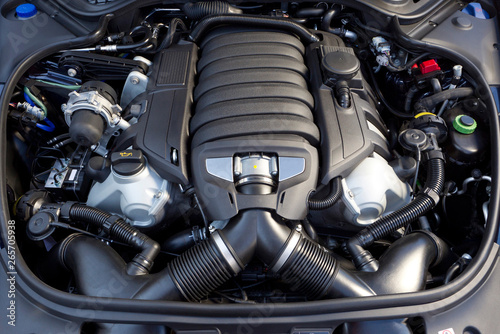 ultra sports car engine