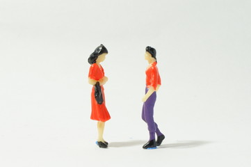 口論する二人の女性