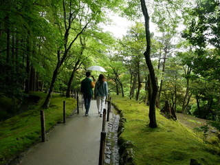 Obraz premium 銀閣寺の遊歩道