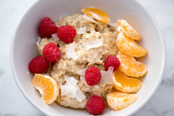  Mandarin, chia seeds, raspberry and porridge