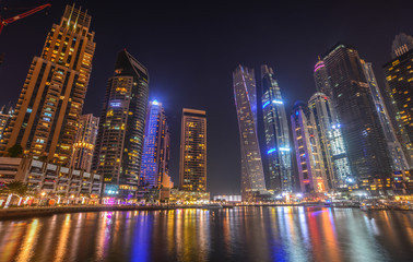 Fototapeta premium Night view of Dubai Marina