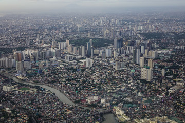 Obraz premium Aerial view of Manila with skyscrapers