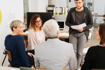 Obraz premium Group of business colleagues in a meeting