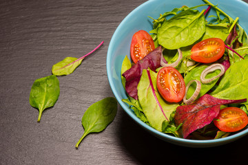 Leaf vegetable salad with tomato