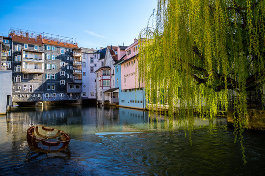 Germany, Esslingen am neckar district little venice of romantic colorful houses at waterside