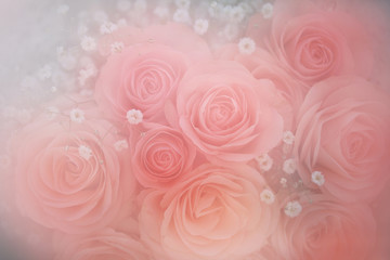 ピンク色のバラの花束