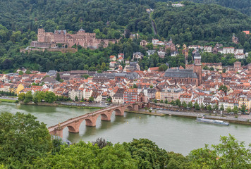 Fototapeta na wymiar Heidelberg, Germany - a university town and popular tourist destination, Heidelberg is a wonderful town which displays a baroque style Old Town and a romantic cityscape