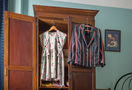 Vintage Wardrobe Images – Browse 29,164 Stock Photos, Vectors, and Video |  Adobe Stock
