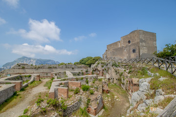 Die berühmte Villa Jovis auf der Insel Capri, Italien © romanple