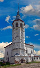 Fototapeta na wymiar Resurection Christi church in the center of Suzdal, Russia. XVIII century