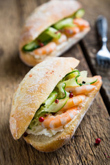Sandwich with shrimps and cream cheese