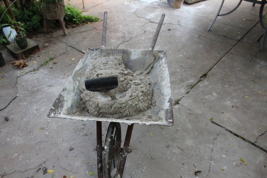 Mezcla de cemento para el muro