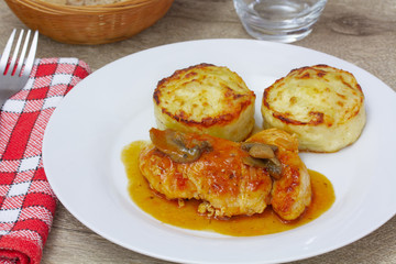 escalope de poulet et gratin de pommes de terre