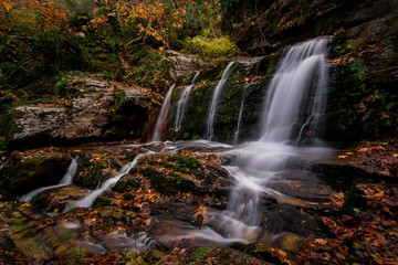 Fototapeta na wymiar suuctu waterfall in Turkey Bursa