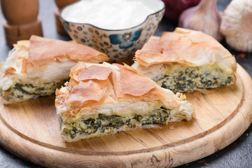 Phyllo pastry spinach pie
