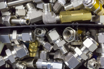 Quick connect fitting coupling for compressed air, hydraulics, pneumatics, gases, fuels lie in a...