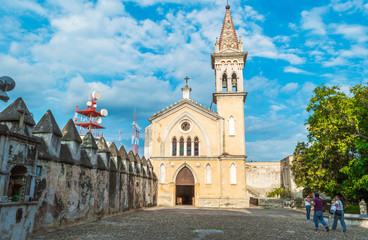 Fototapeta na wymiar La catedral de la asunción de Maria de Cuernavaca, iglesia católica romana de la diócesis de Cuernavaca, situada en la ciudad de Cuernavaca, Morelos.