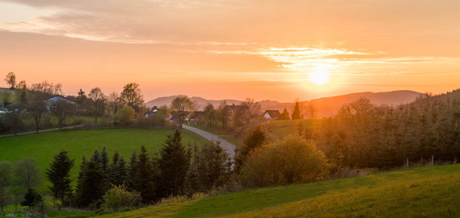 Fototapeta na wymiar Sonnenuntergang im Sauerland