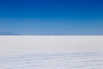 ウユニ塩湖　ボリビア