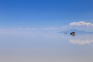 Fototapeta na wymiar ウユニ塩湖　ボリビア