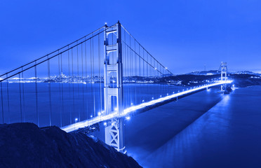 Fototapeta premium View of Golden Gate Bridge in San Francisco at night.