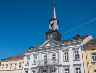 Fototapeta na wymiar Rathaus mit Turm von Bad Lobenstein in Thüringen