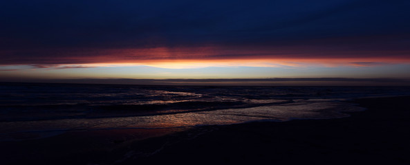 Abend an der Küste von Julianadorp, Holland