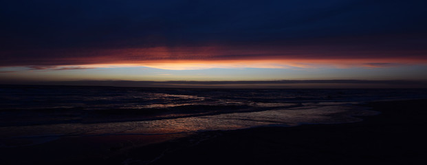 Abend an der Küste von Julianadorp, Holland