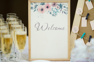 Naklejka na ściany i meble invitation frame with glasses of champagne