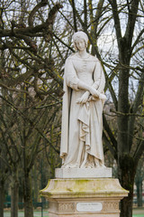Fototapeta premium Statue of Laura de Noves in the Jardin du Luxembourg, Paris, France