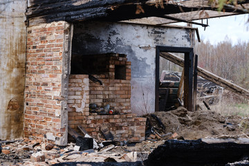Fototapeta na wymiar abandoned burned down house details