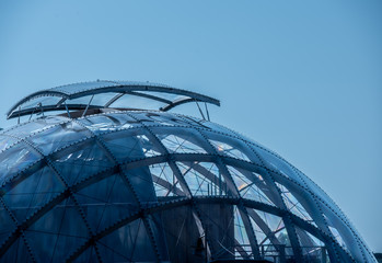 Fototapeta premium A house with a round glass roof.