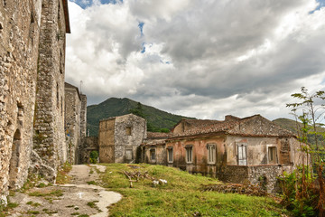 The ruins of the abandoned village of Vairano Paterona