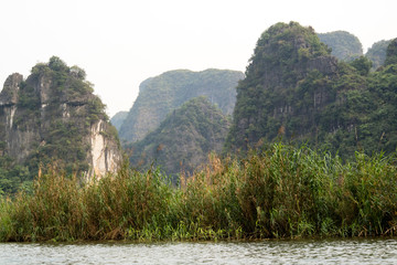 The scenery of Trang An and Hoa Lu / 世界遺産チャンアンと古都ホアルーの風景