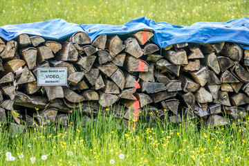 Brennholz Lager viodeo überwacht © focus finder