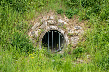 Tunnel und Unterführung