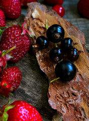 berry strawberry rustic wood
