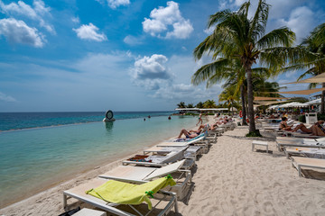 Fototapeta na wymiar Jan theil Beach - Views arund the small caribbean Island of Curacao