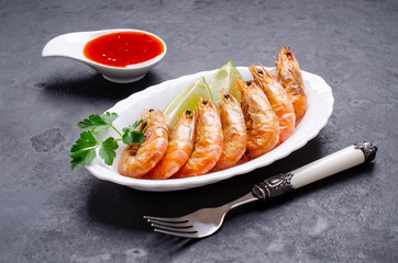 Large fried shrimp with citrus